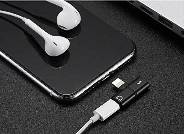 Mini Adaptor Lightning Splitter iUni dual port, pentru casti si incarcare iPhone, Black